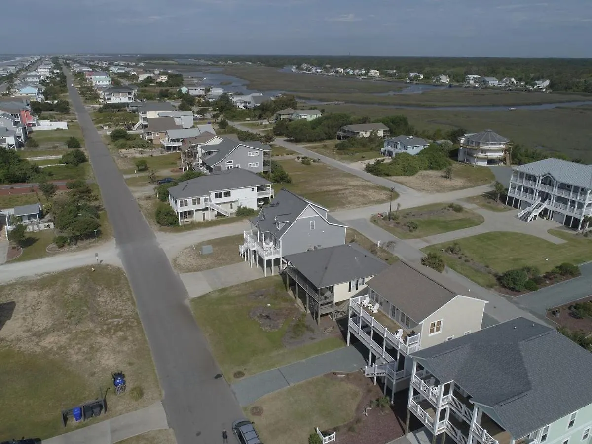 Picture Perfect * Oak Island
