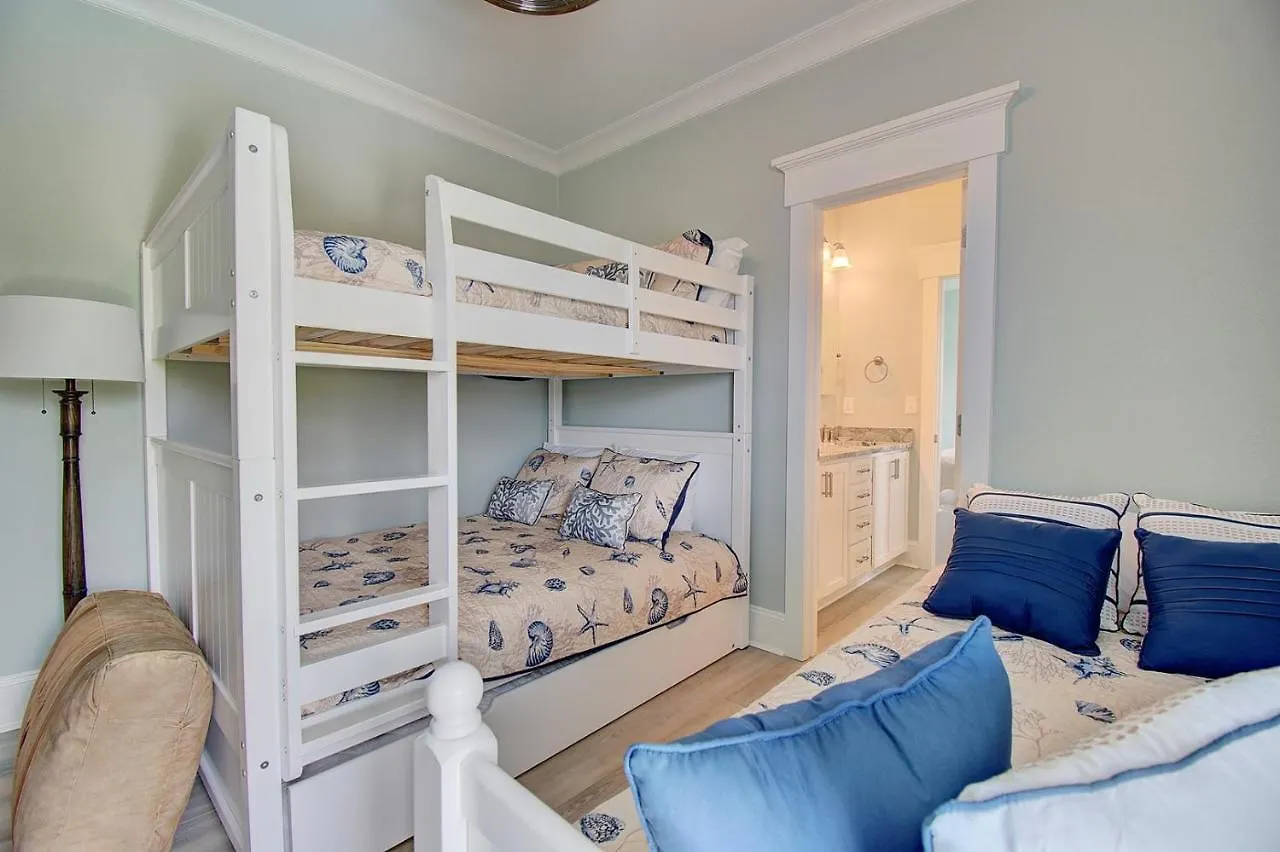 A Perfect Landing * Oak Island