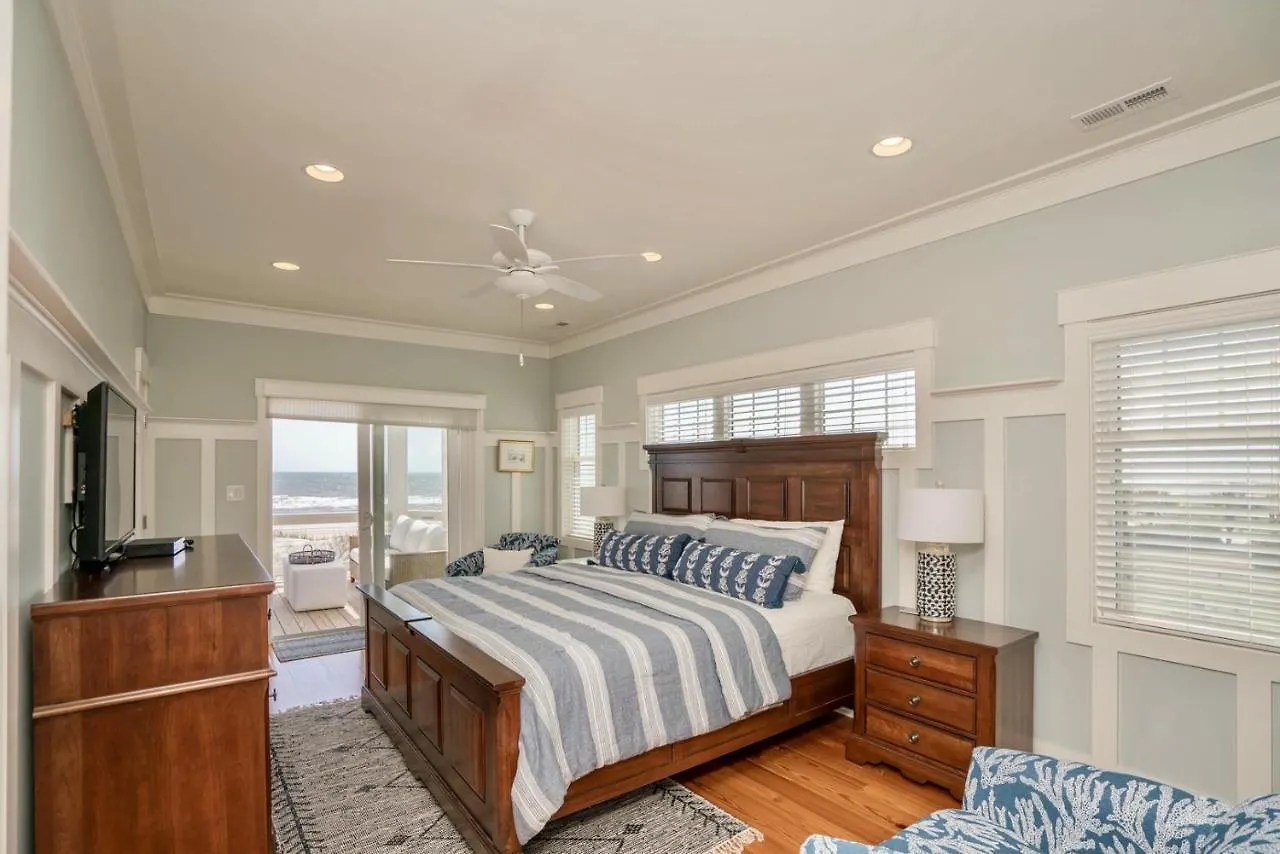 1 Emerald Of The Seas Holiday home *