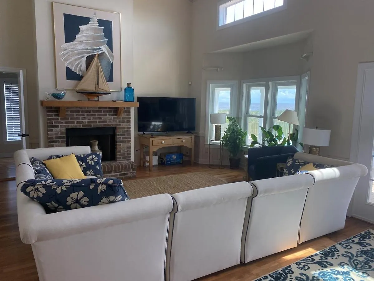 Flying Point Holiday home Oak Island