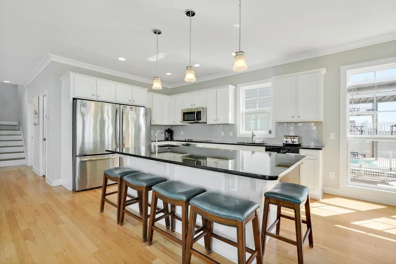 7 Seas Holiday home Oak Island