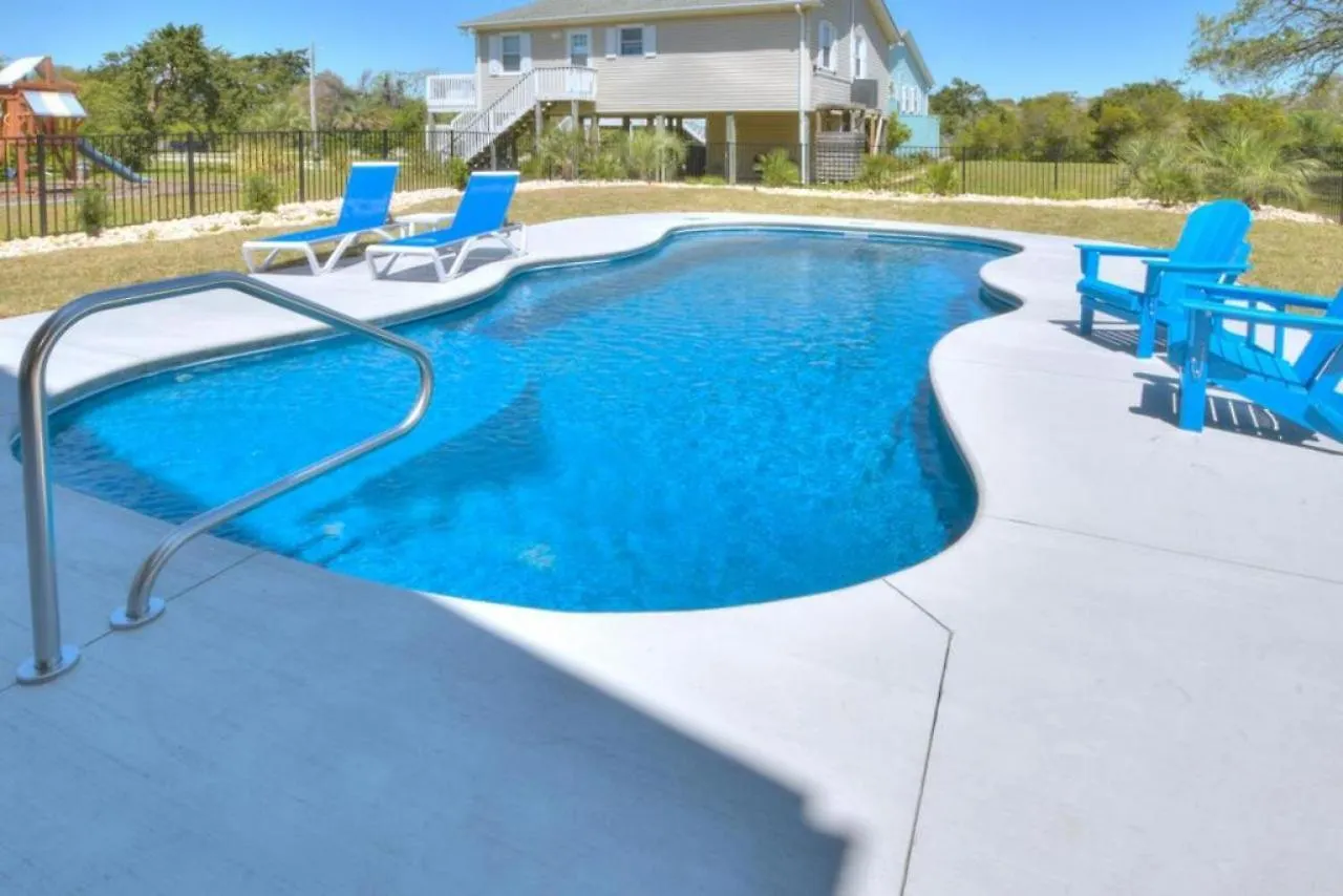 Holiday home Footprints In The