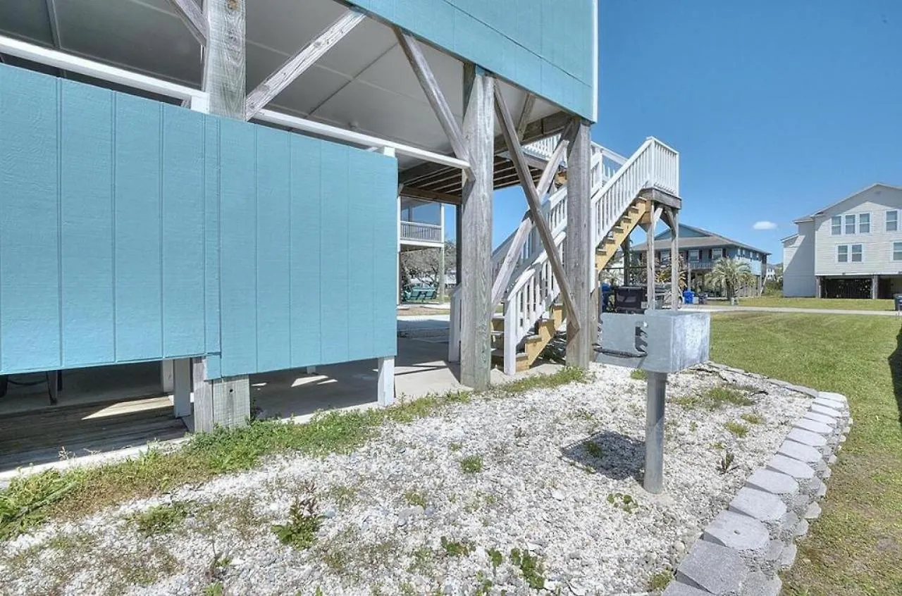 Ocean Breeze Retreat
