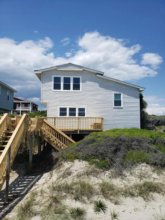 Ocean Front With Spectacular Views! Oak Island