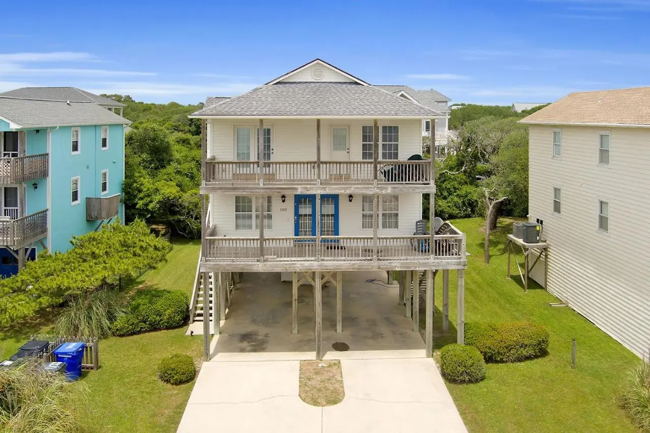 Holiday home Kelly Dawn Oak Island