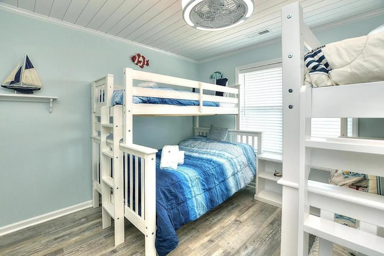Holiday home Bloom On The Beach-ssv 3202 Oak Island