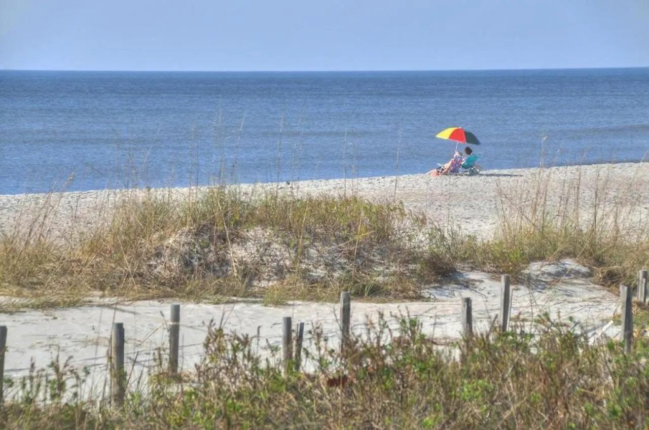 801 Holiday home Oak Island