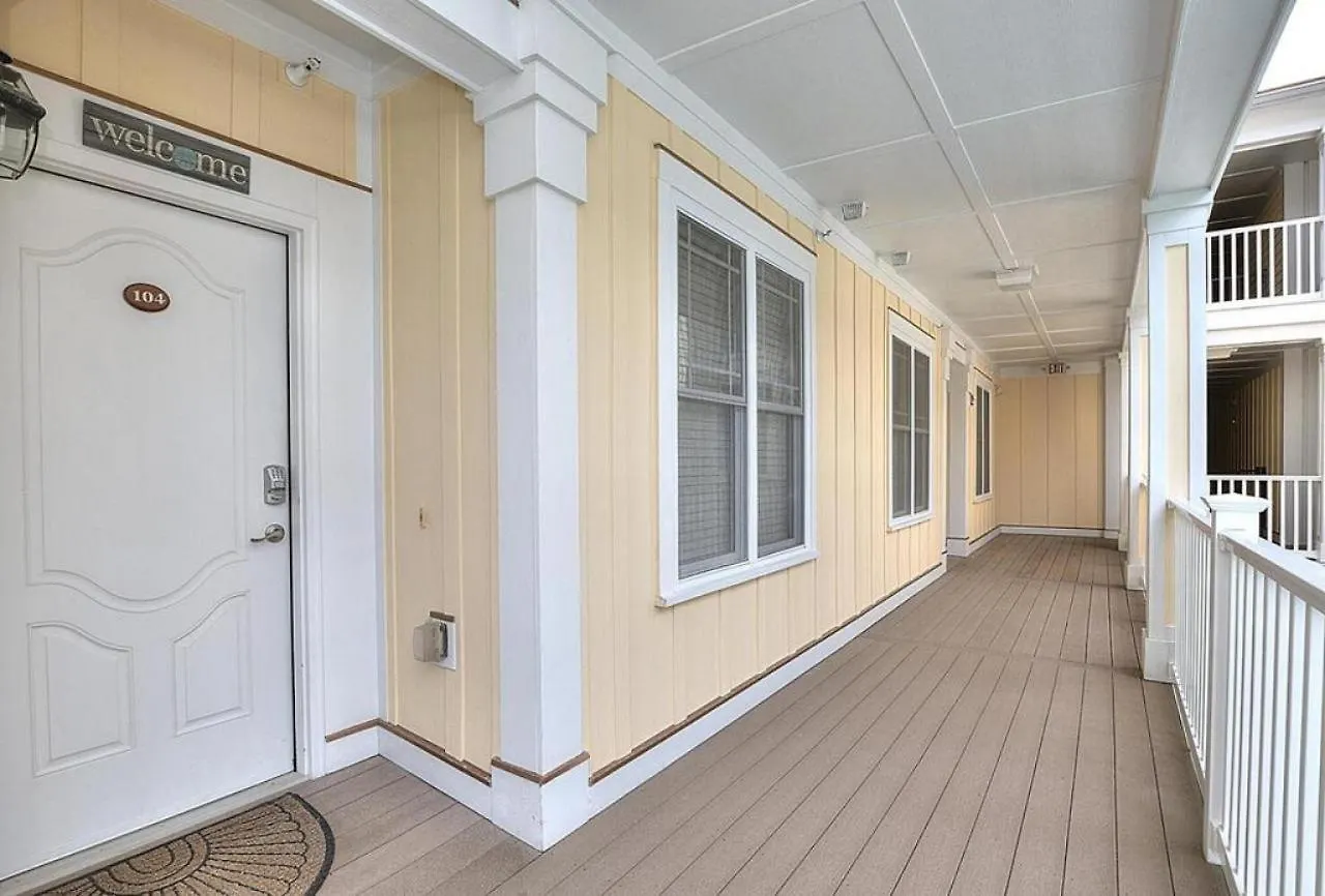 Holiday home Rock N Reel Oak Island