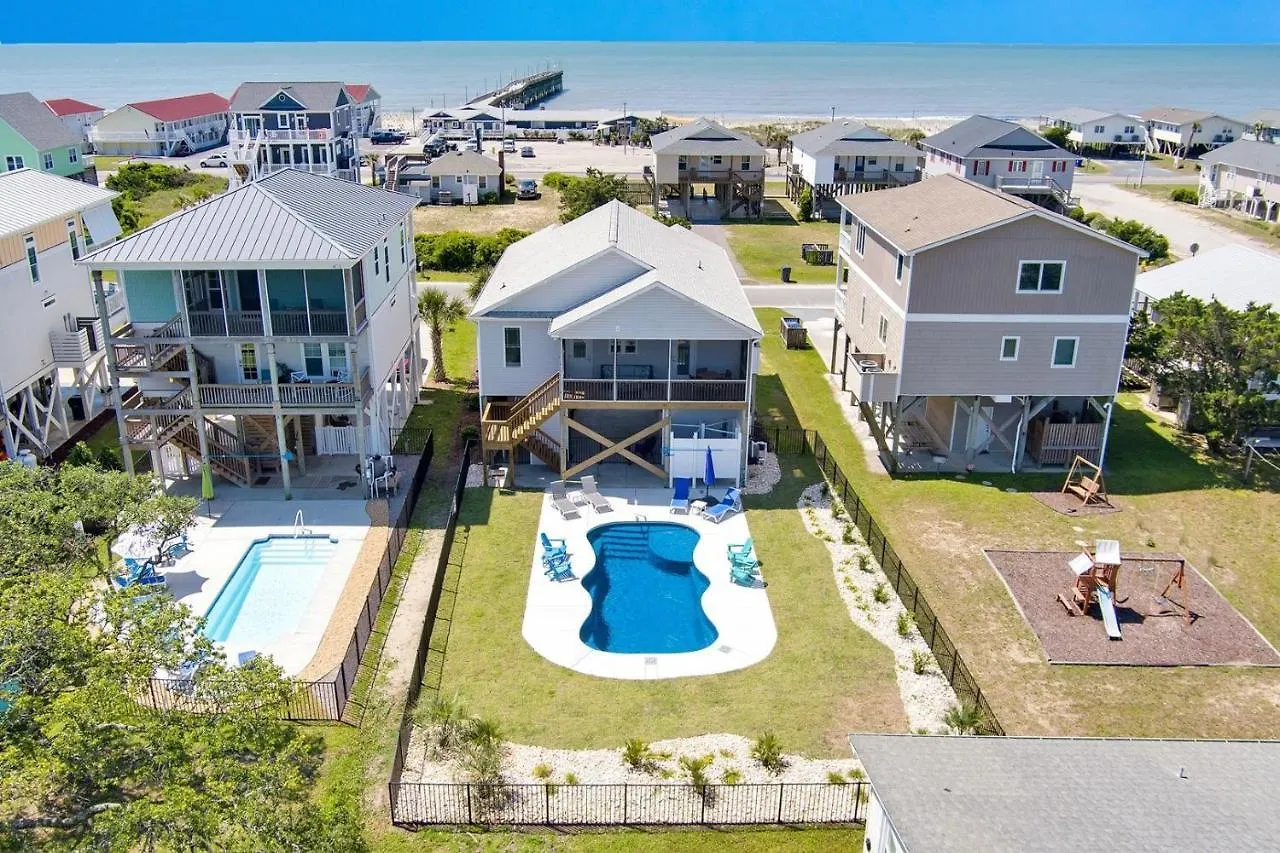 Holiday home Footprints In The Oak Island