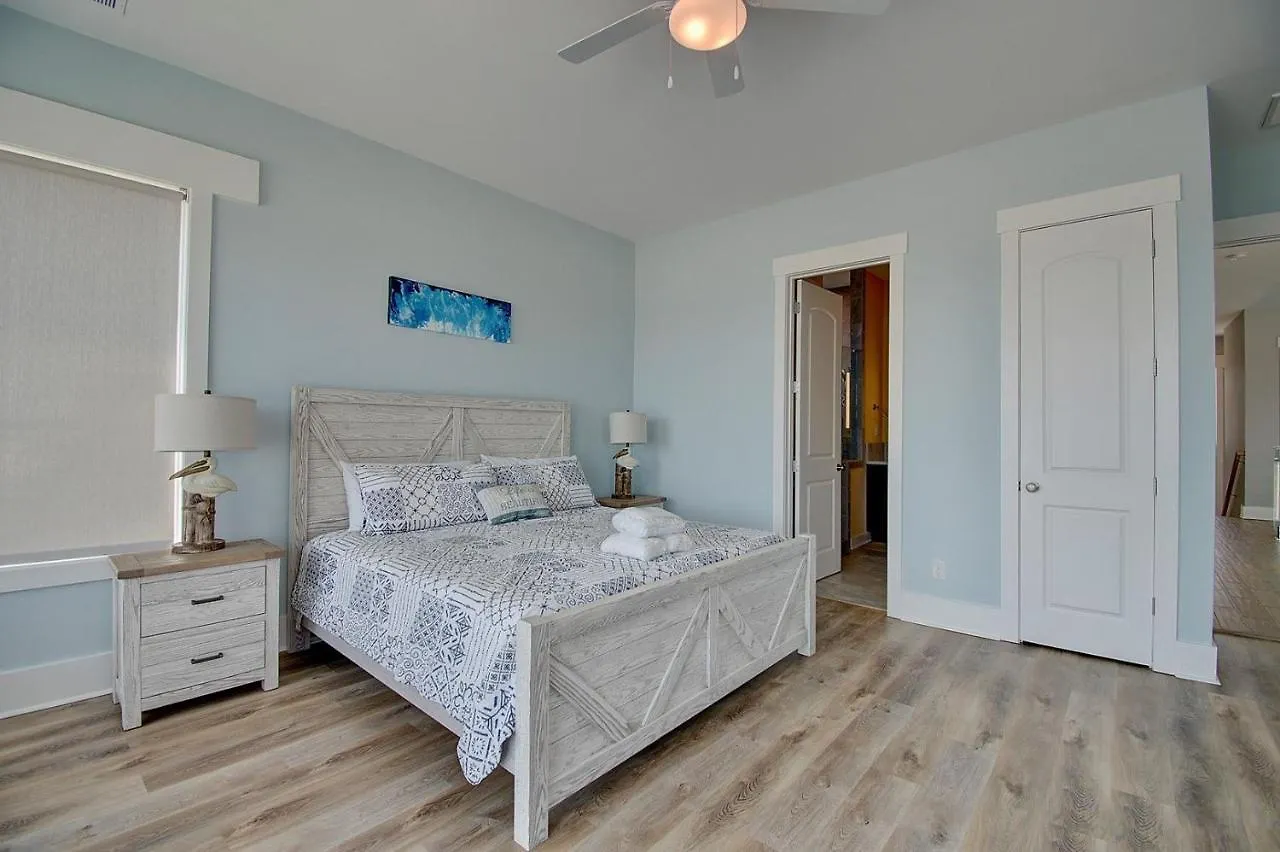 West End Estates 1 Oak Island