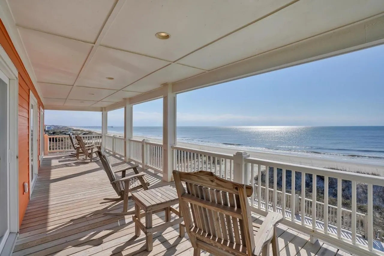6807 East Drive-the Orange House Holiday home Oak Island