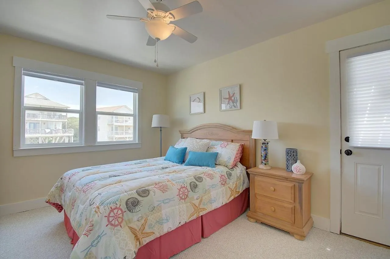 Sea-ing Starrs Holiday home Oak Island