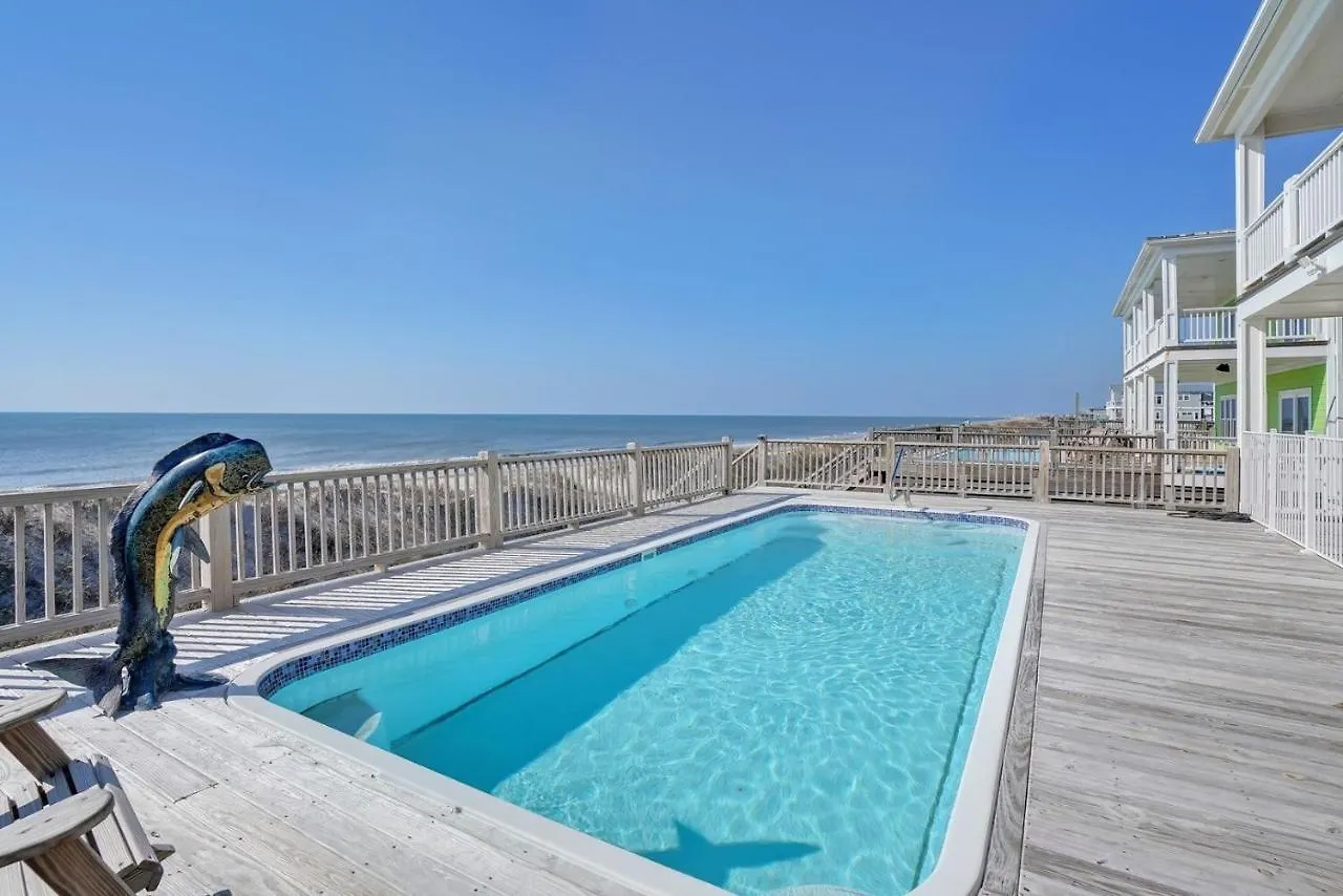 Holiday home 6807 East Drive-the Orange House Oak Island