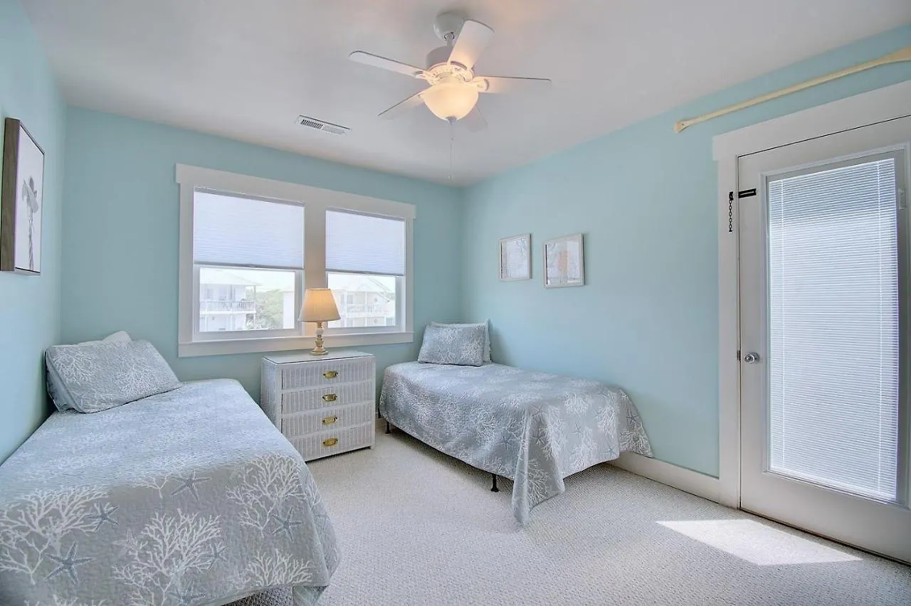 Sea-ing Starrs Holiday home *