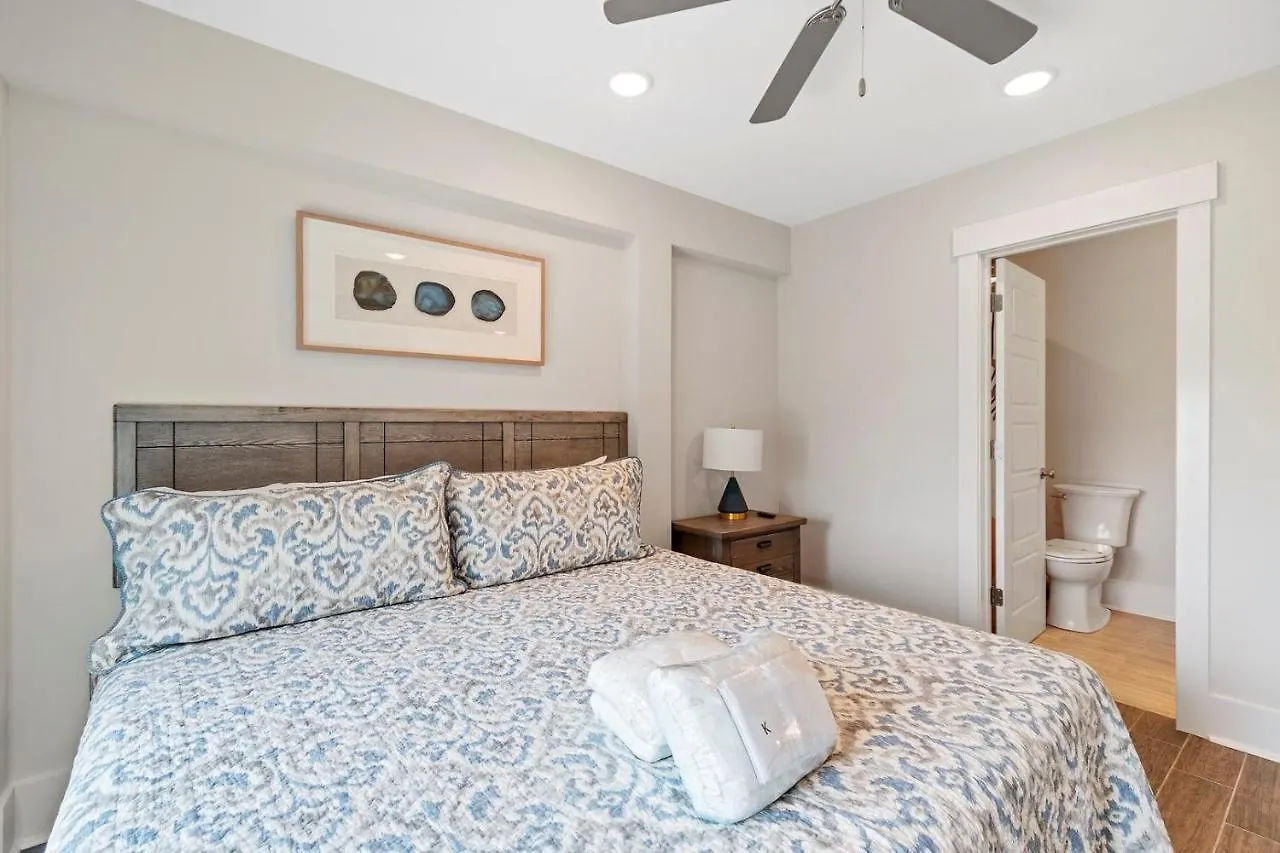 10 Oars Oak Island