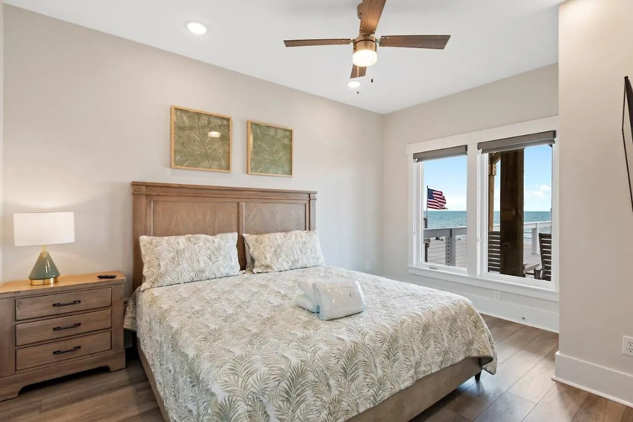 10 Oars Holiday home Oak Island