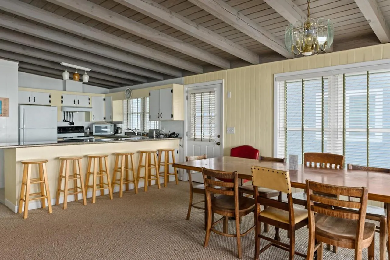 Holiday home Admiral's Quarters By