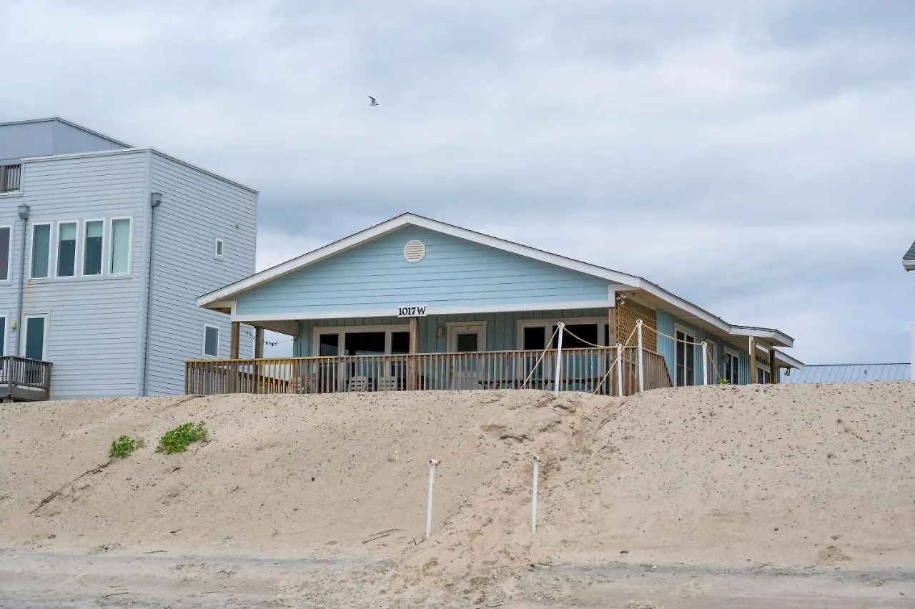 Holiday home Admiral's Quarters By Oak Island