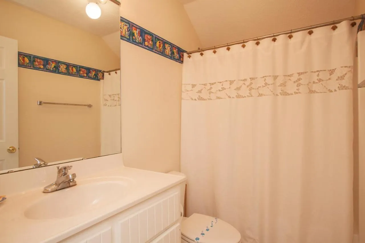 Holiday home Joy By Oak Island