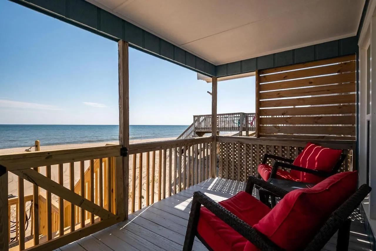 Holiday home Breeze By