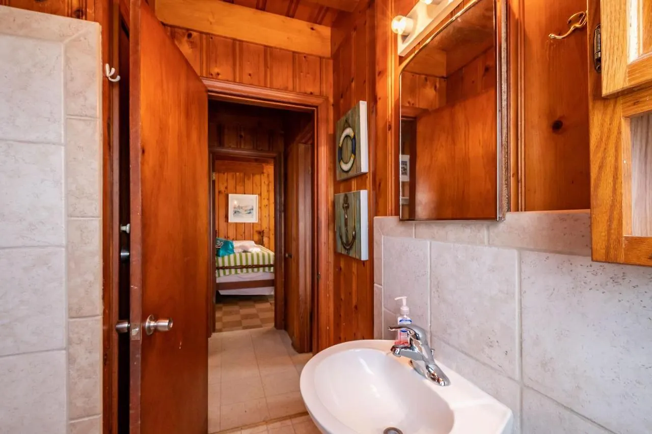Holiday home Lowe Tide By