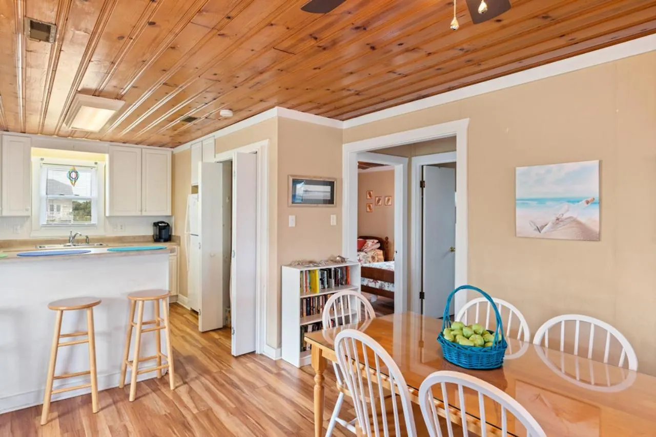 A Music Paradise By Holiday home Oak Island