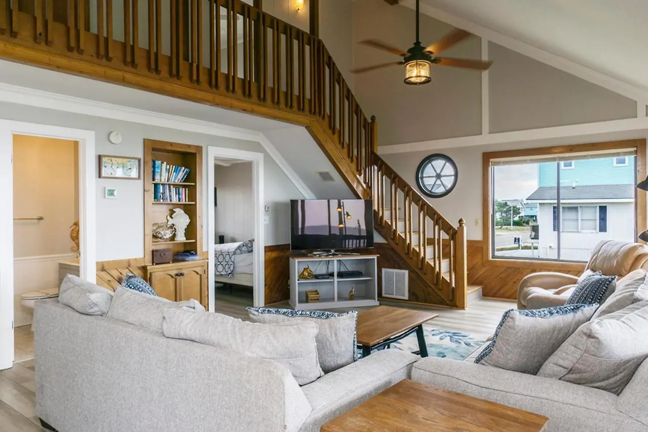 A Bella Vista By * Oak Island