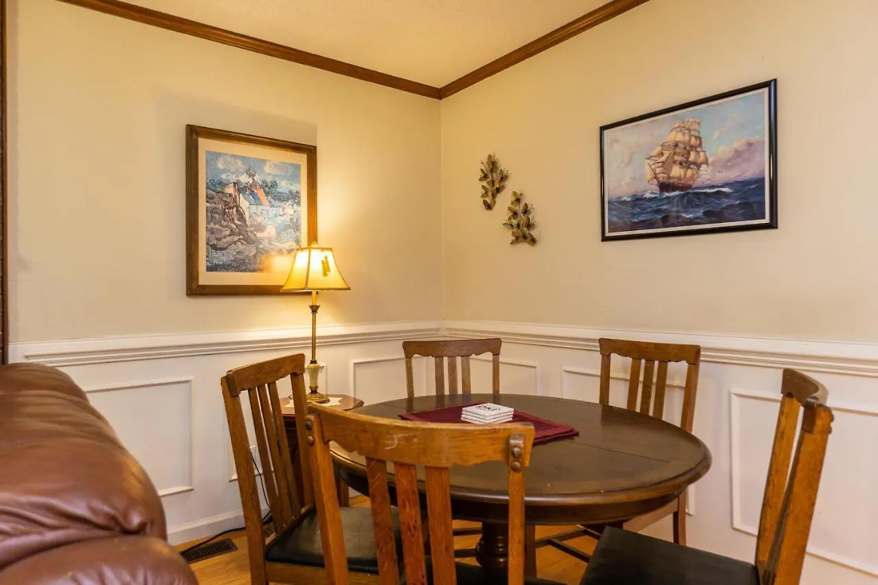 Holiday home Windy Pointe By