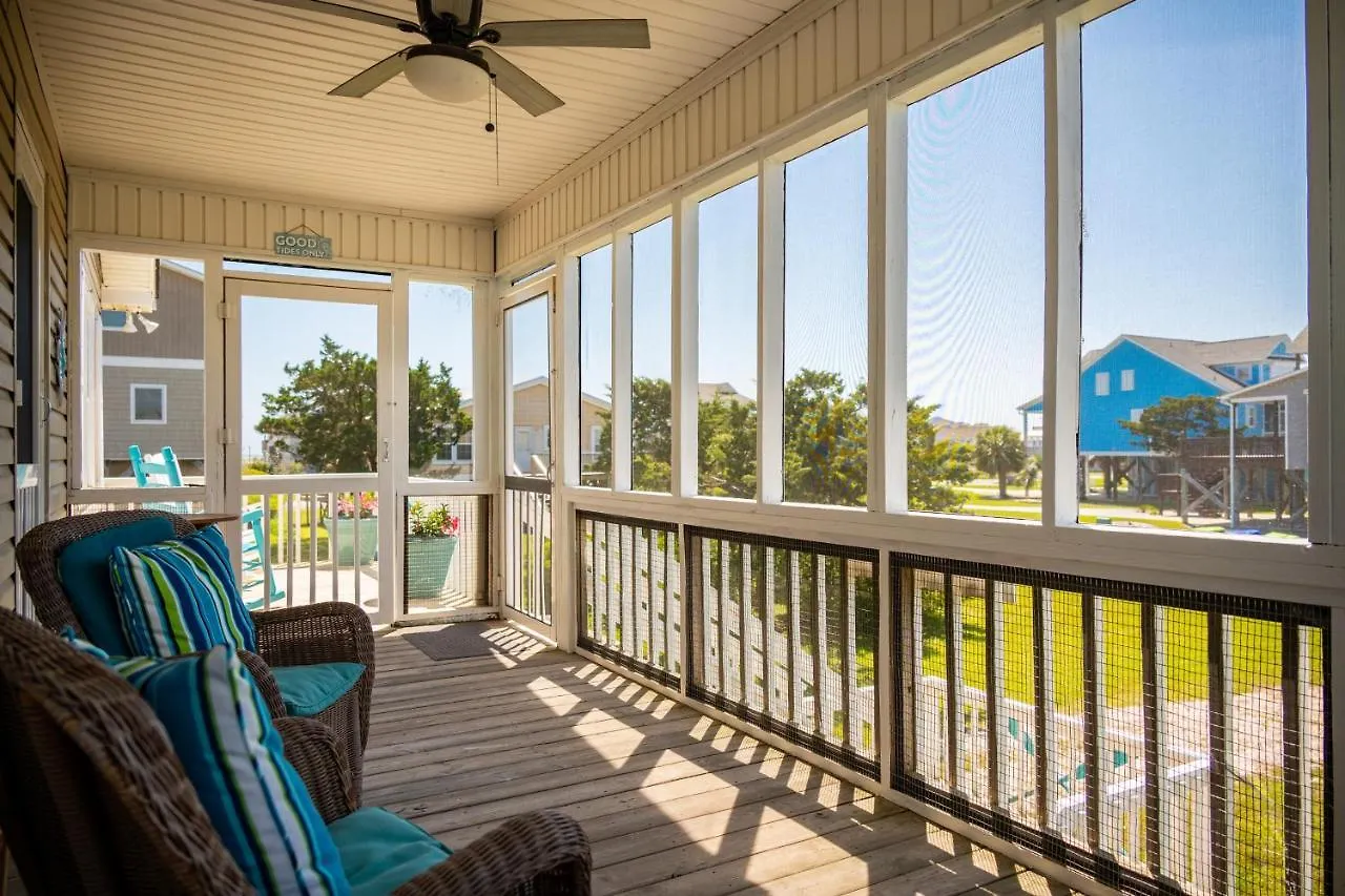 Yanchaville By Oak Island