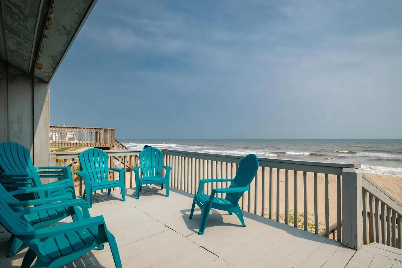 Boardwalk By Holiday home *