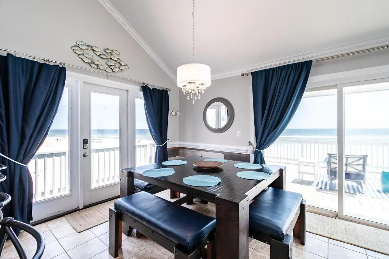 Holiday home Just Beachy By