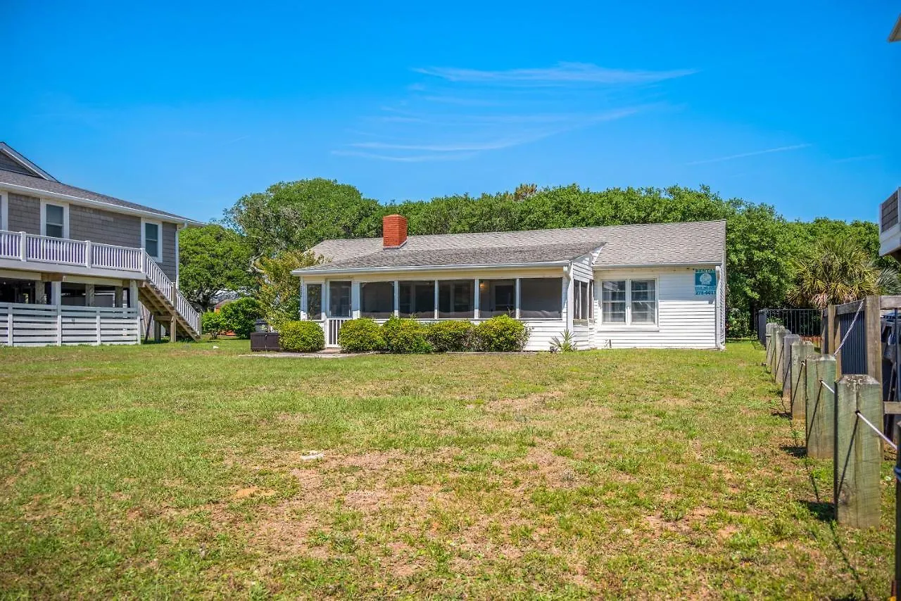 Papas Place By Holiday home Oak Island