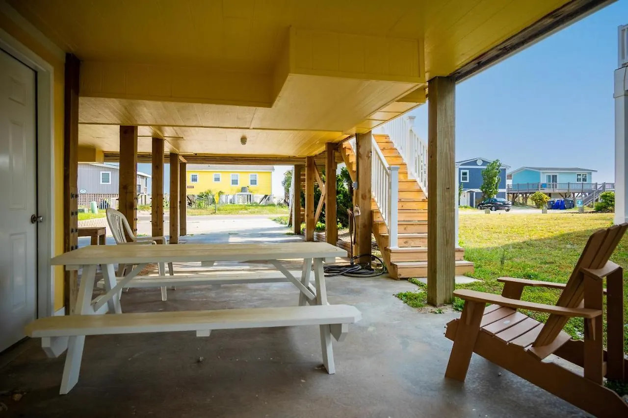 Allegra By Holiday home Oak Island