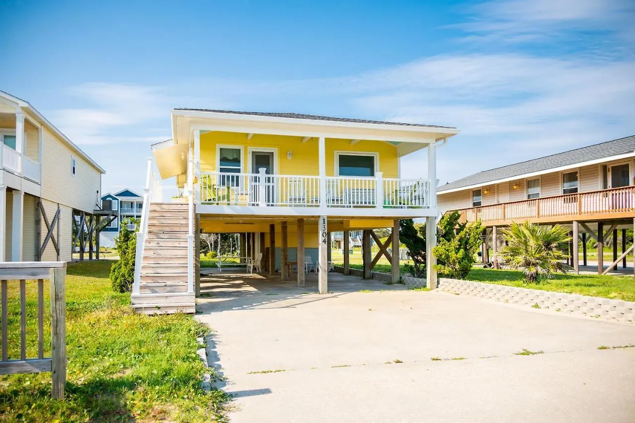 Allegra By Holiday home *
