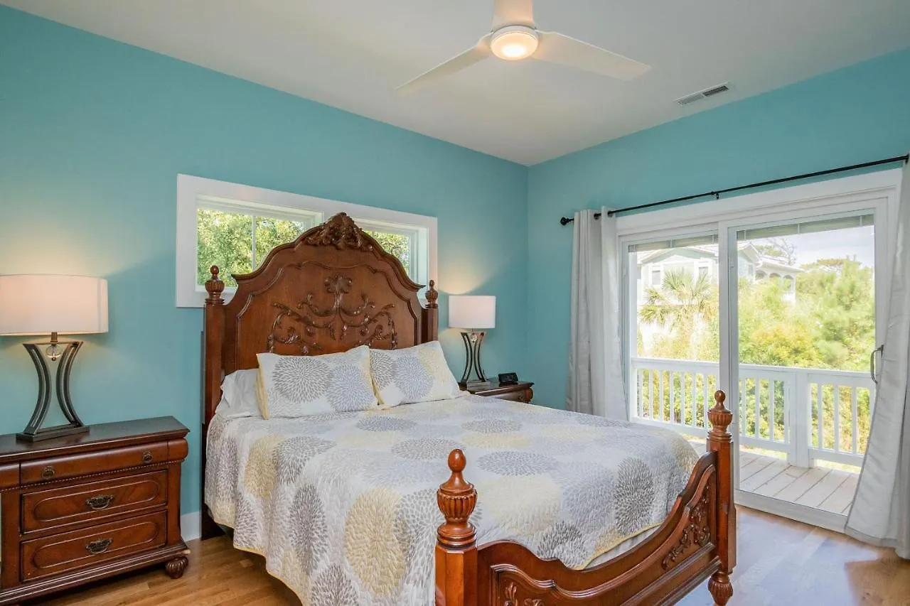 Paradise Pointe By * Oak Island