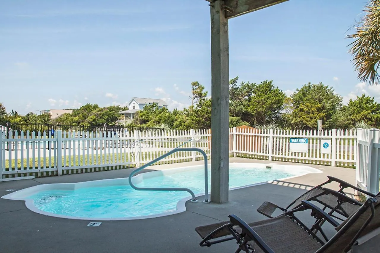 Dont Worry Happy By Holiday home
