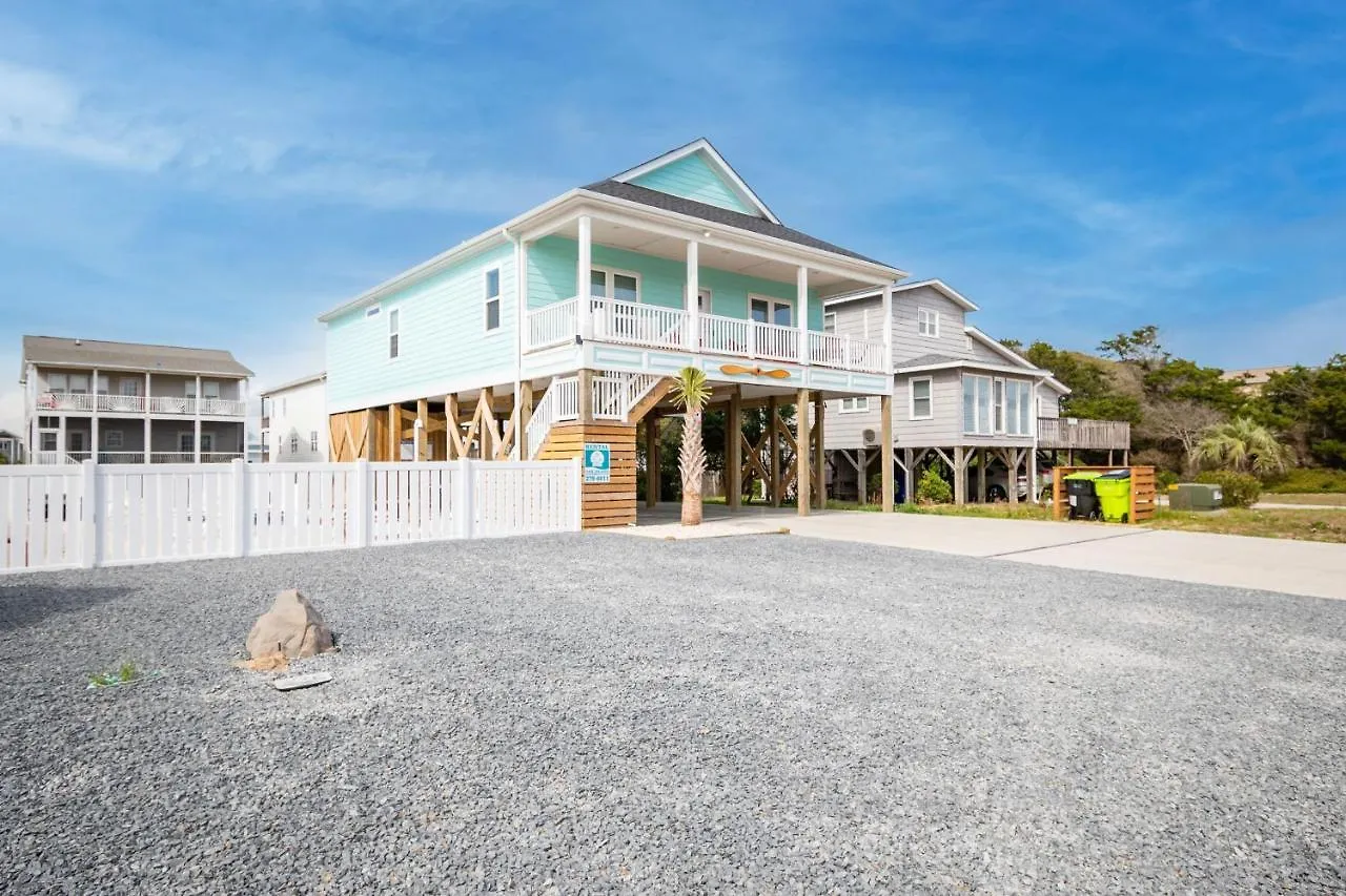 Glide Path By Holiday home Oak Island