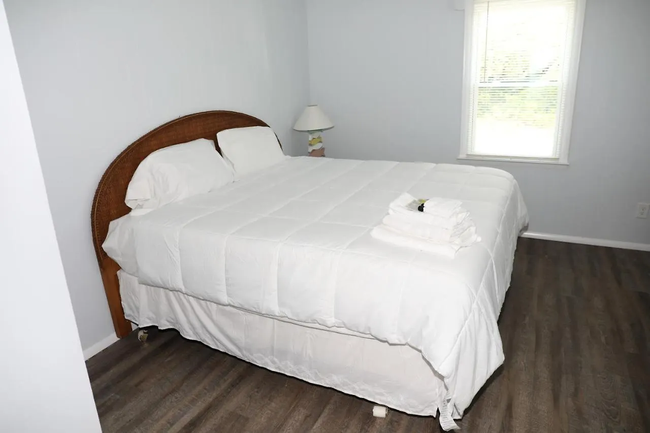 Ocean Front With Spectacular Views! Oak Island