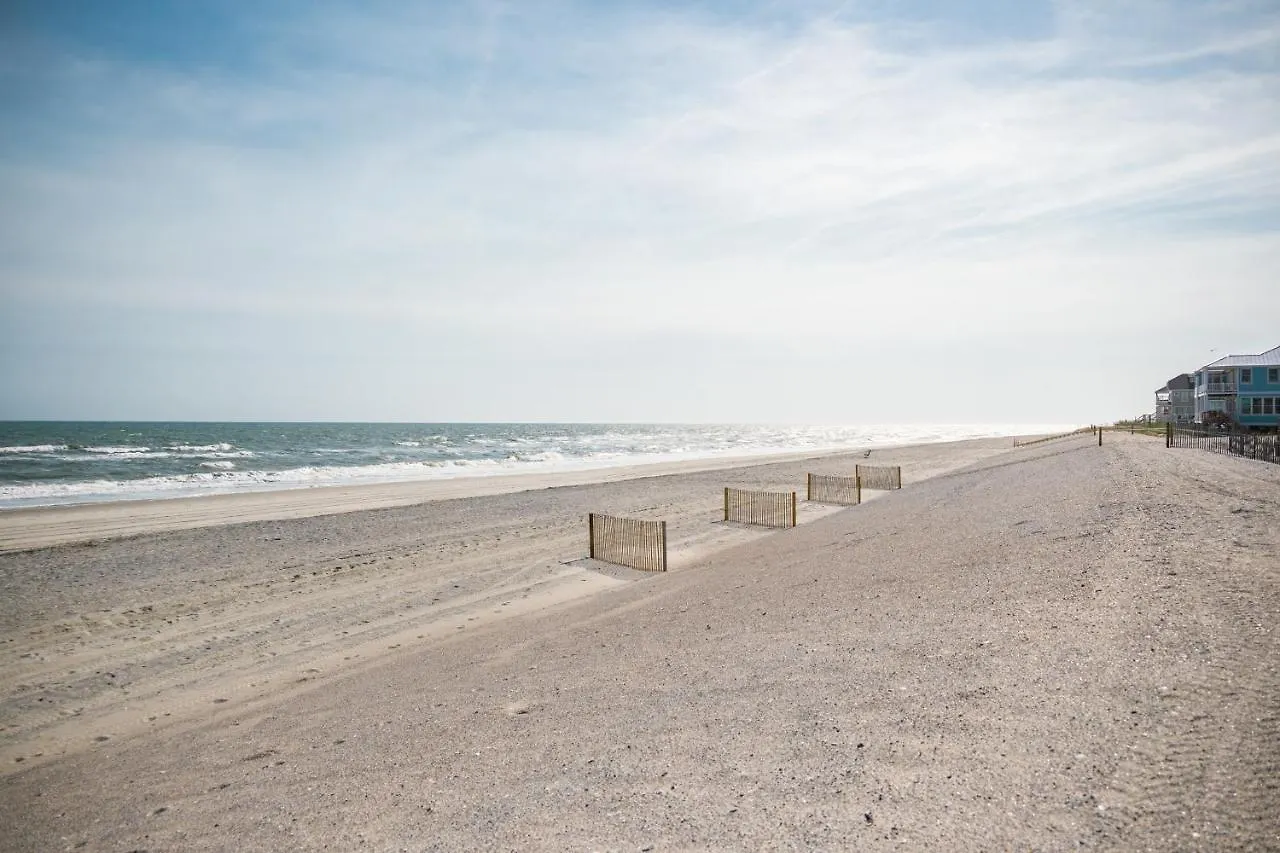 A Shore Place By Holiday home