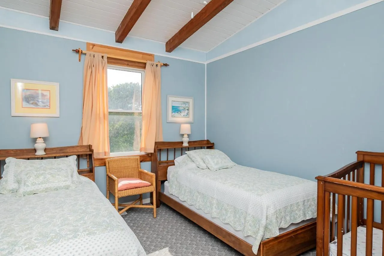 A Shore Place By Holiday home