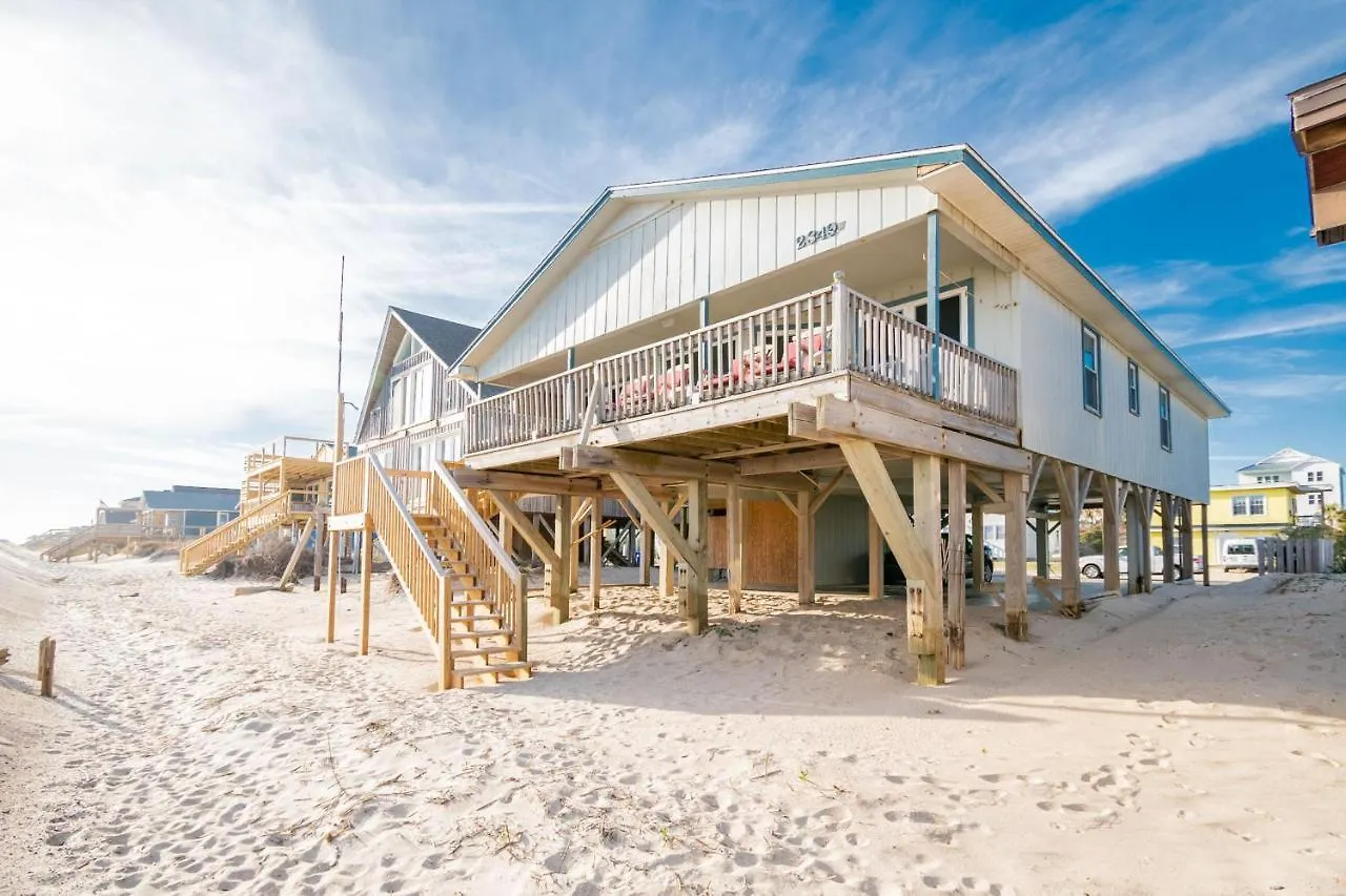 Holiday home Afternoon Delight By Oak Island