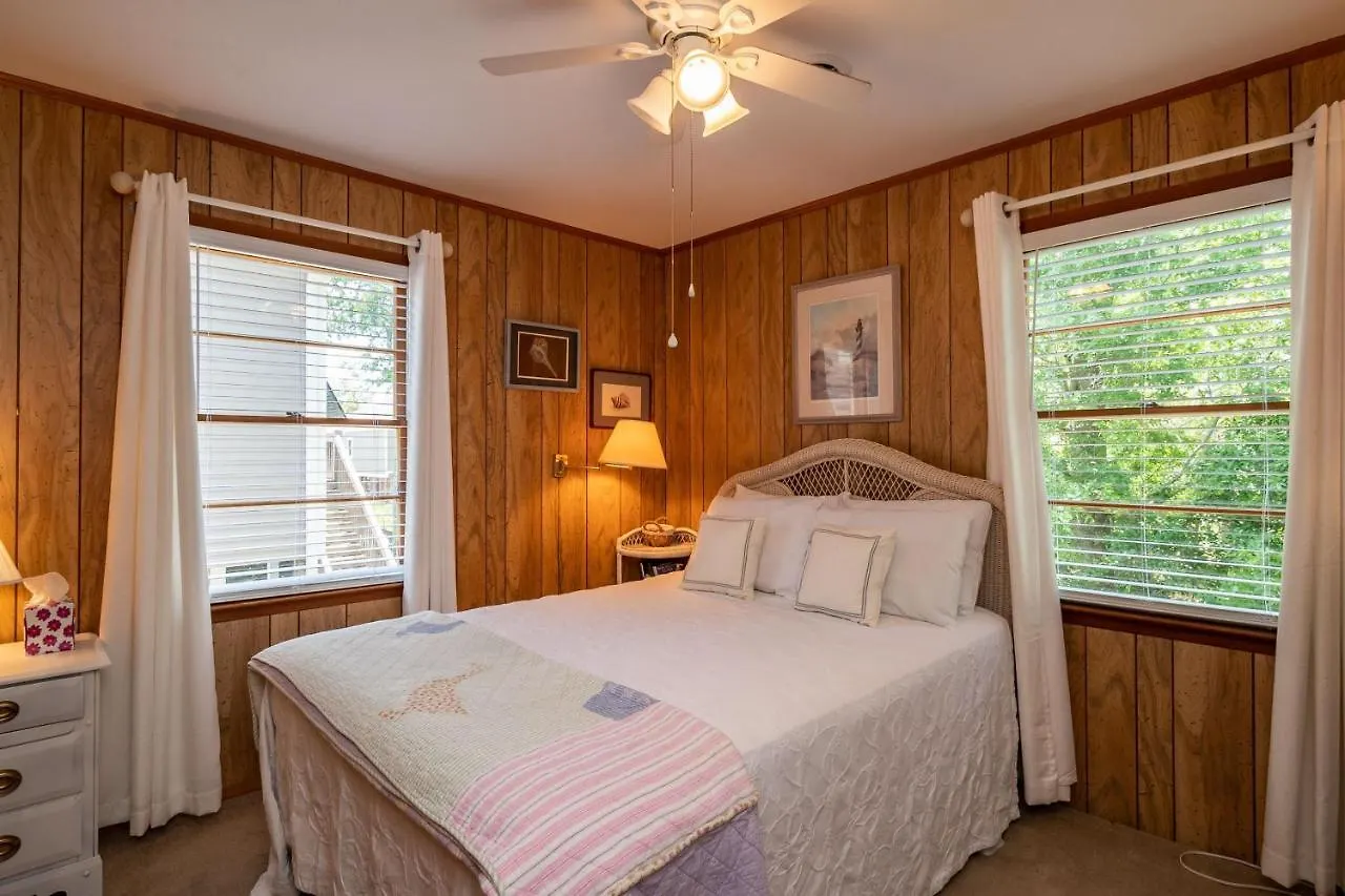 Holiday home Beaching & Griping By Oak Island