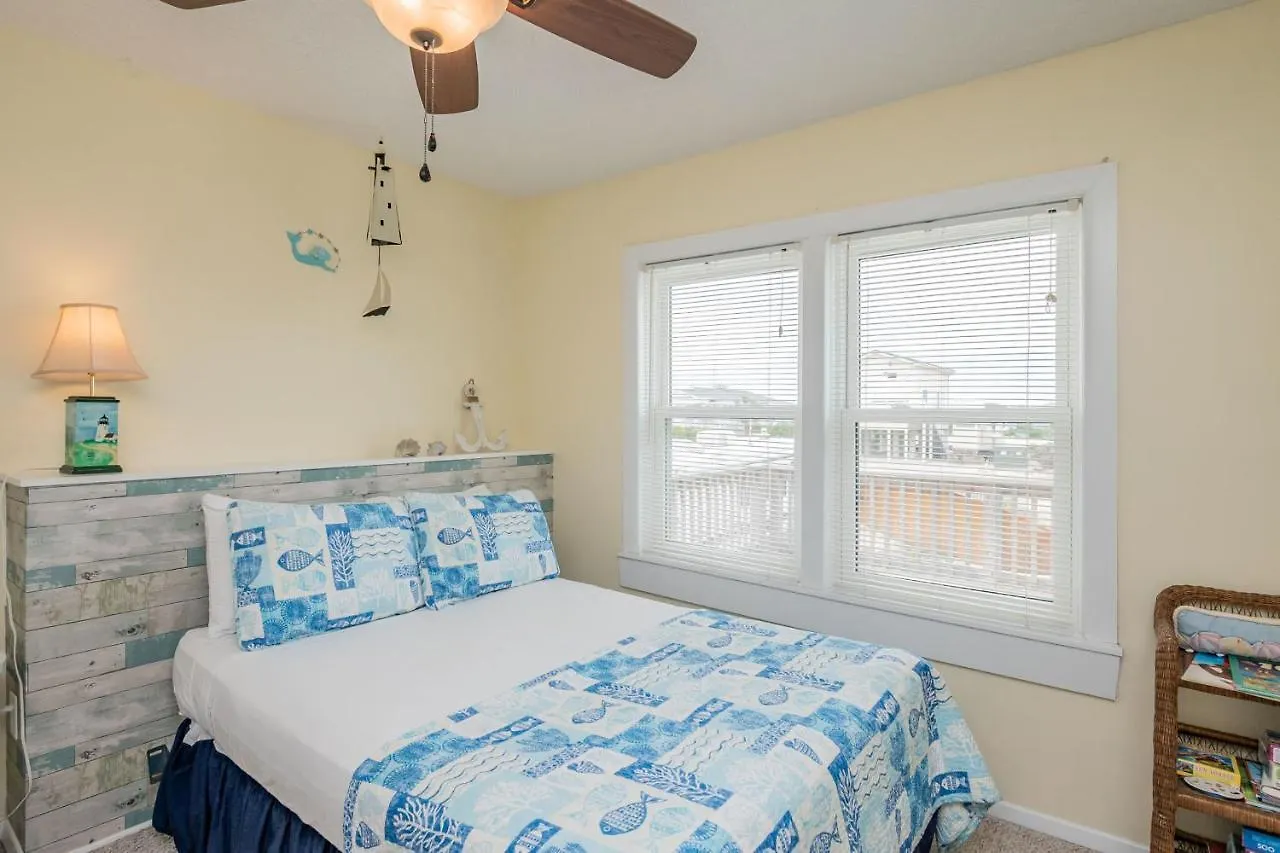 10 Conch Too By Oak Island