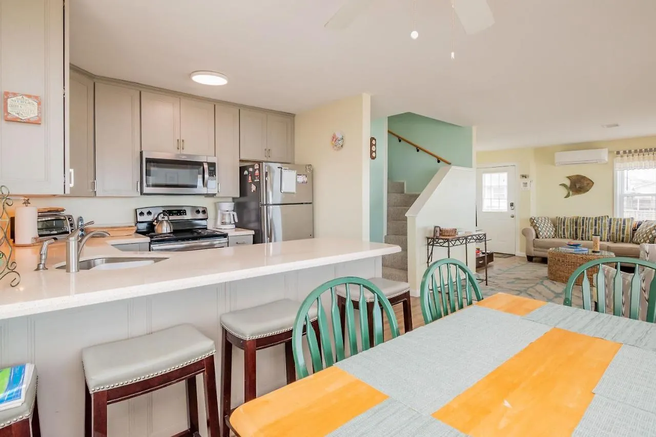 Holiday home 10 Conch Too By Oak Island