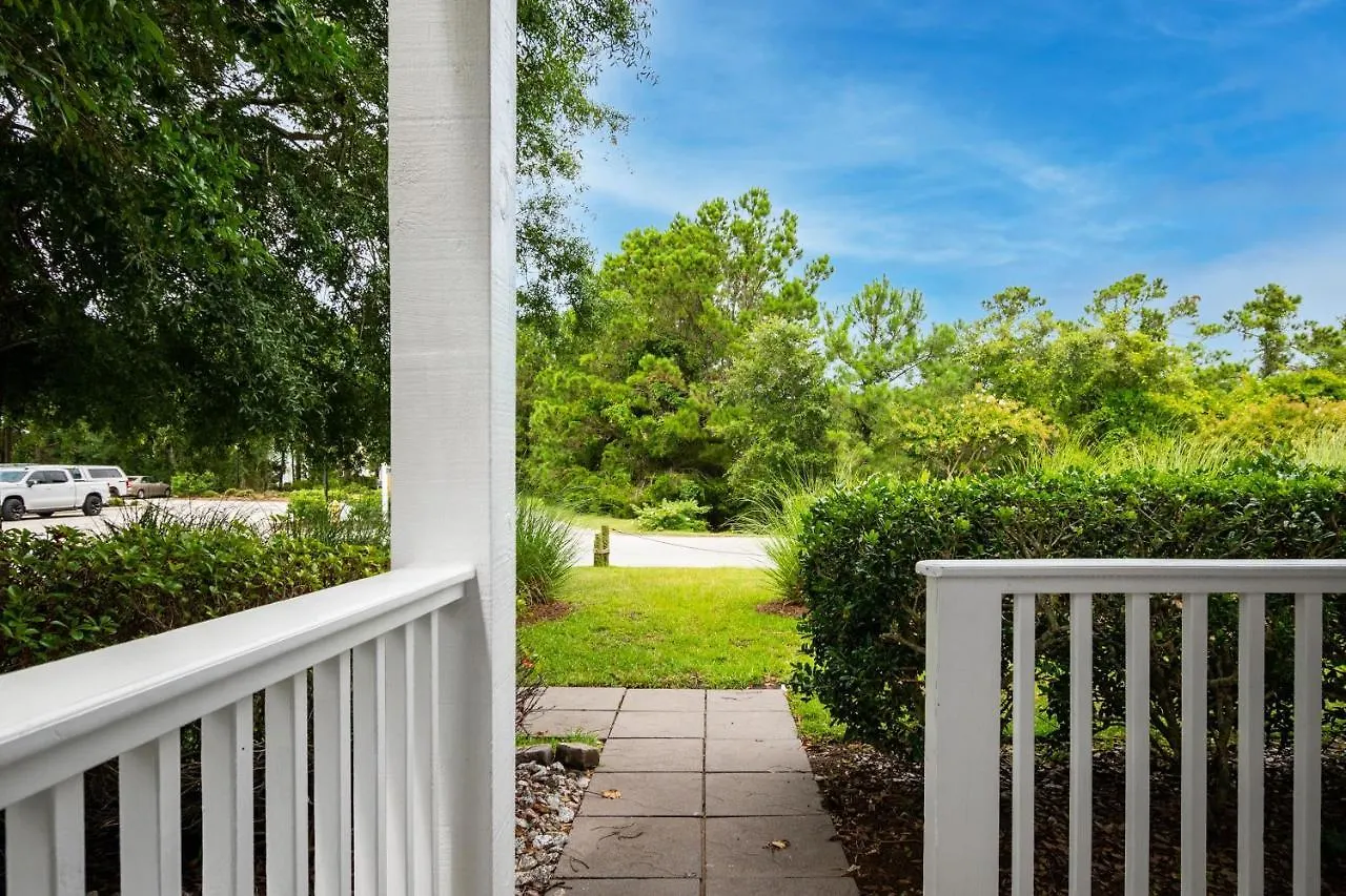 Marina 1 By Holiday home Oak Island