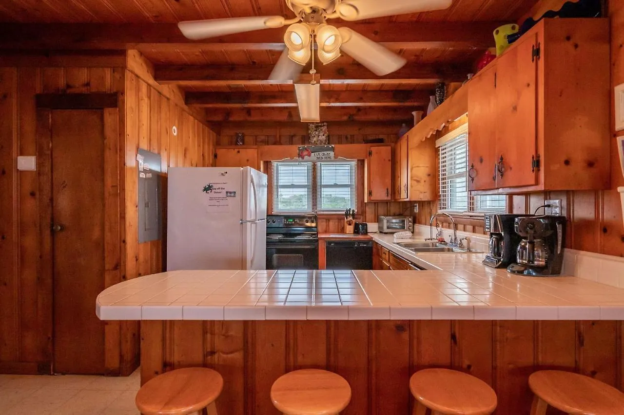 Lowe Tide By Holiday home