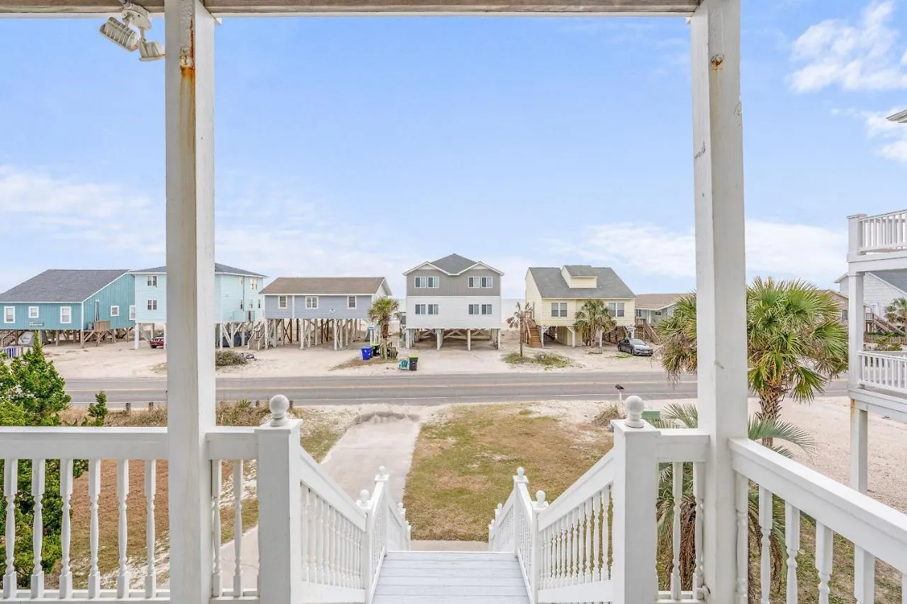 Holiday home 5 Buoys By Oak Island