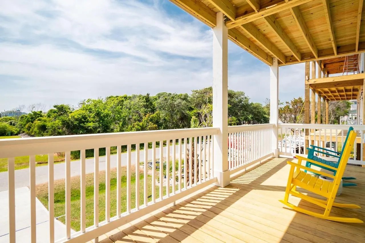 Pappys Place By * Oak Island
