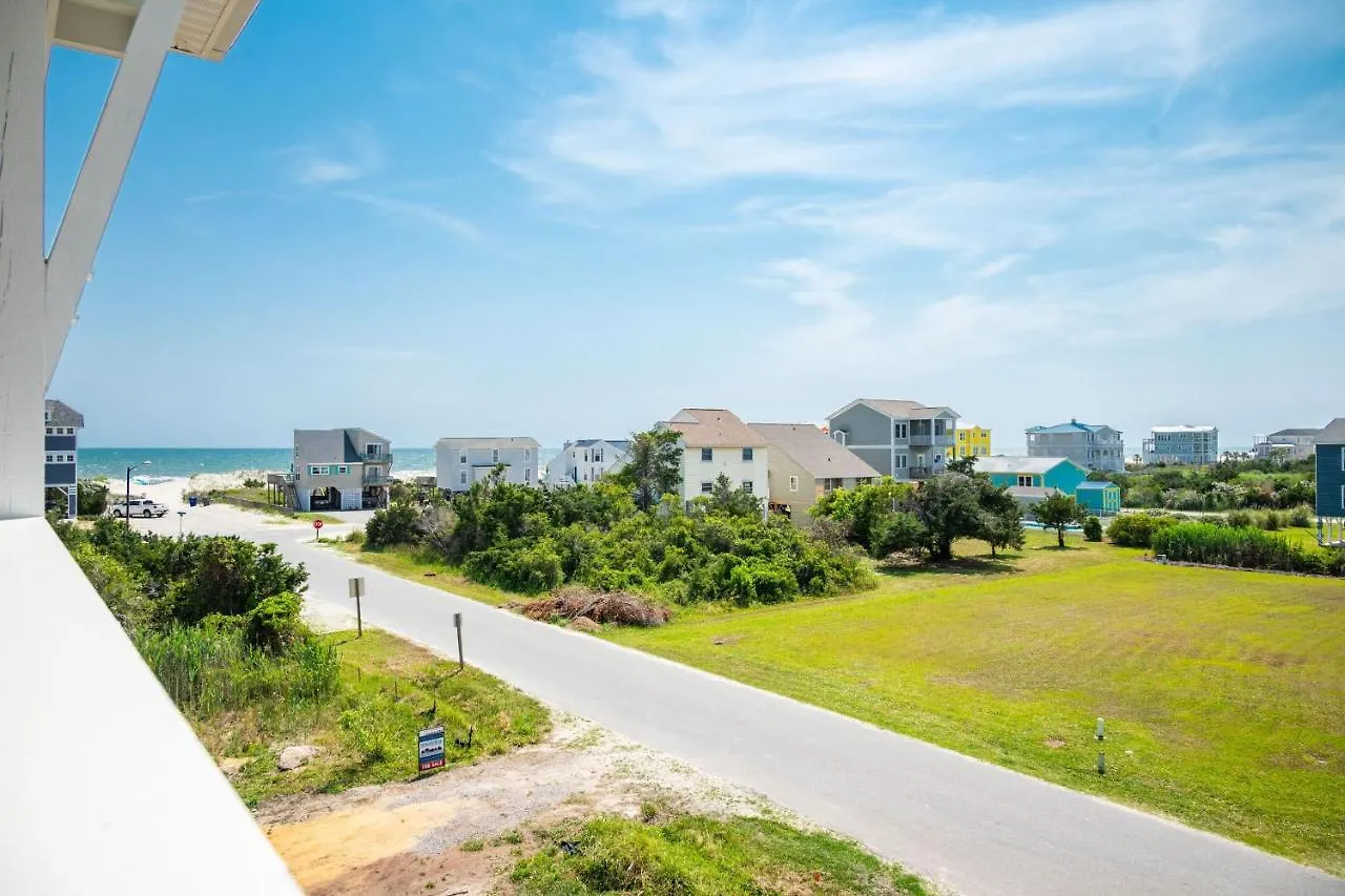 Holiday home Pappys Place By Oak Island