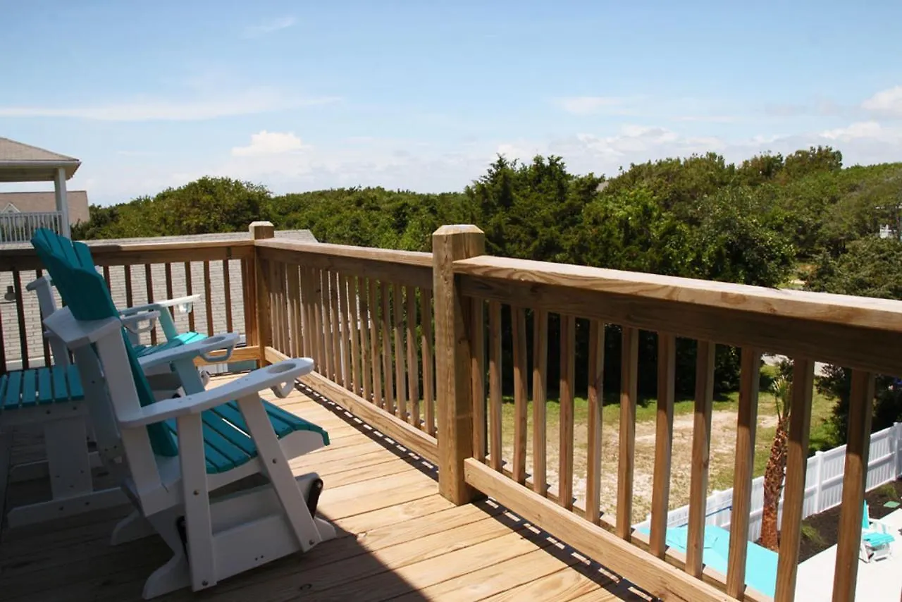 Holiday home Porpoise Driven Life By